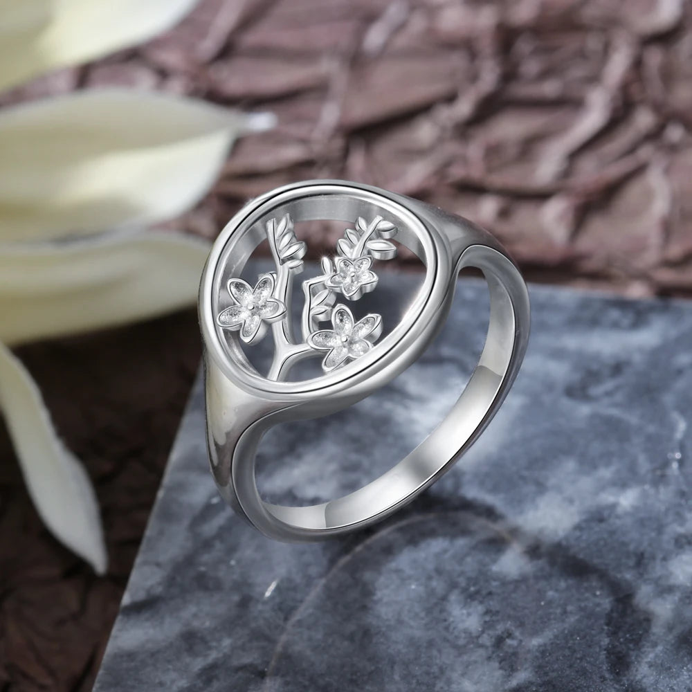 Vintage Flower & Leaf Ring