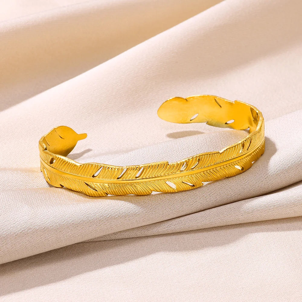 Stainless Steel Hollow Bangle – Classic Gold Snake Bracelet