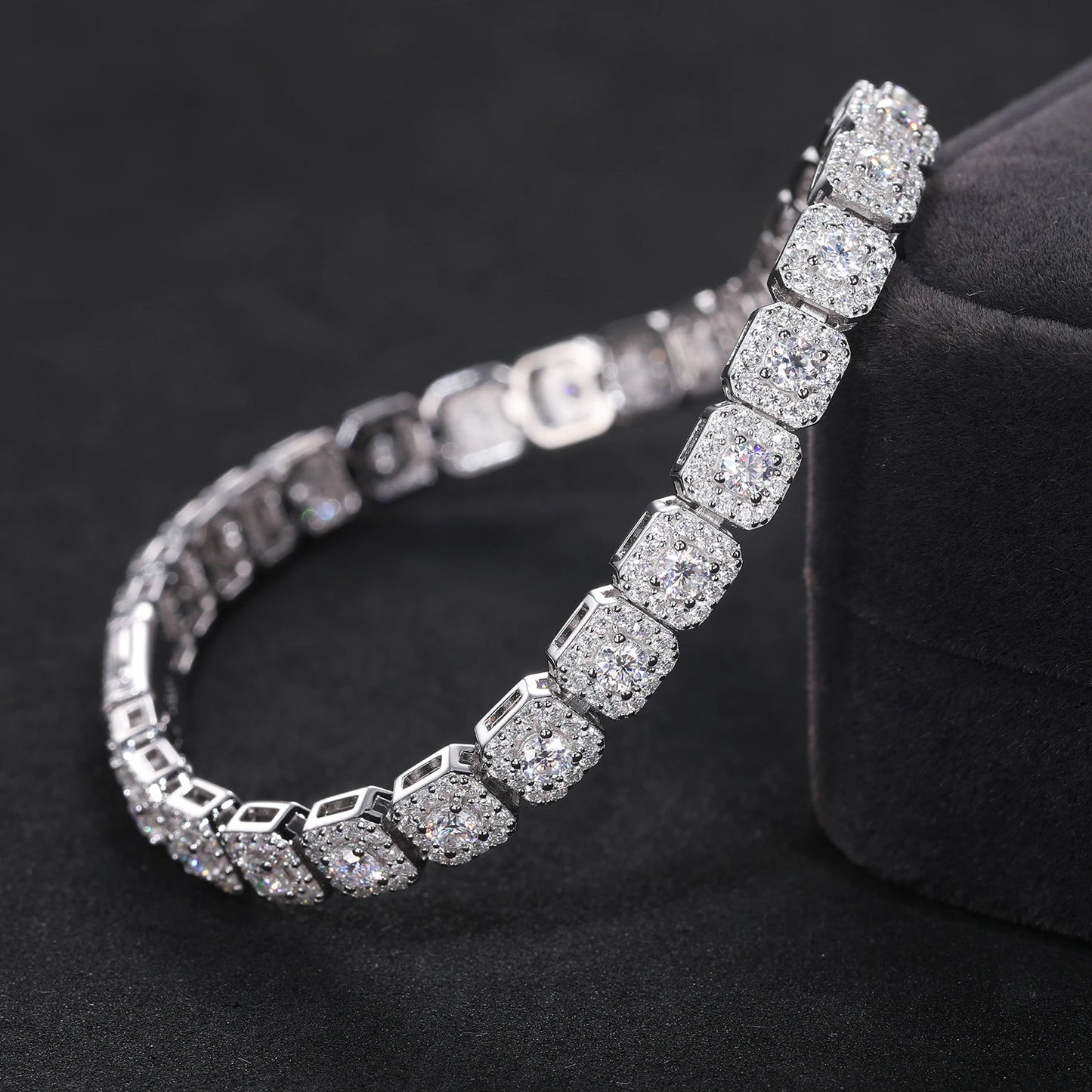 Iced Out Moissanite Tennis Bracelet – S925 Silver & 18K Gold Plated